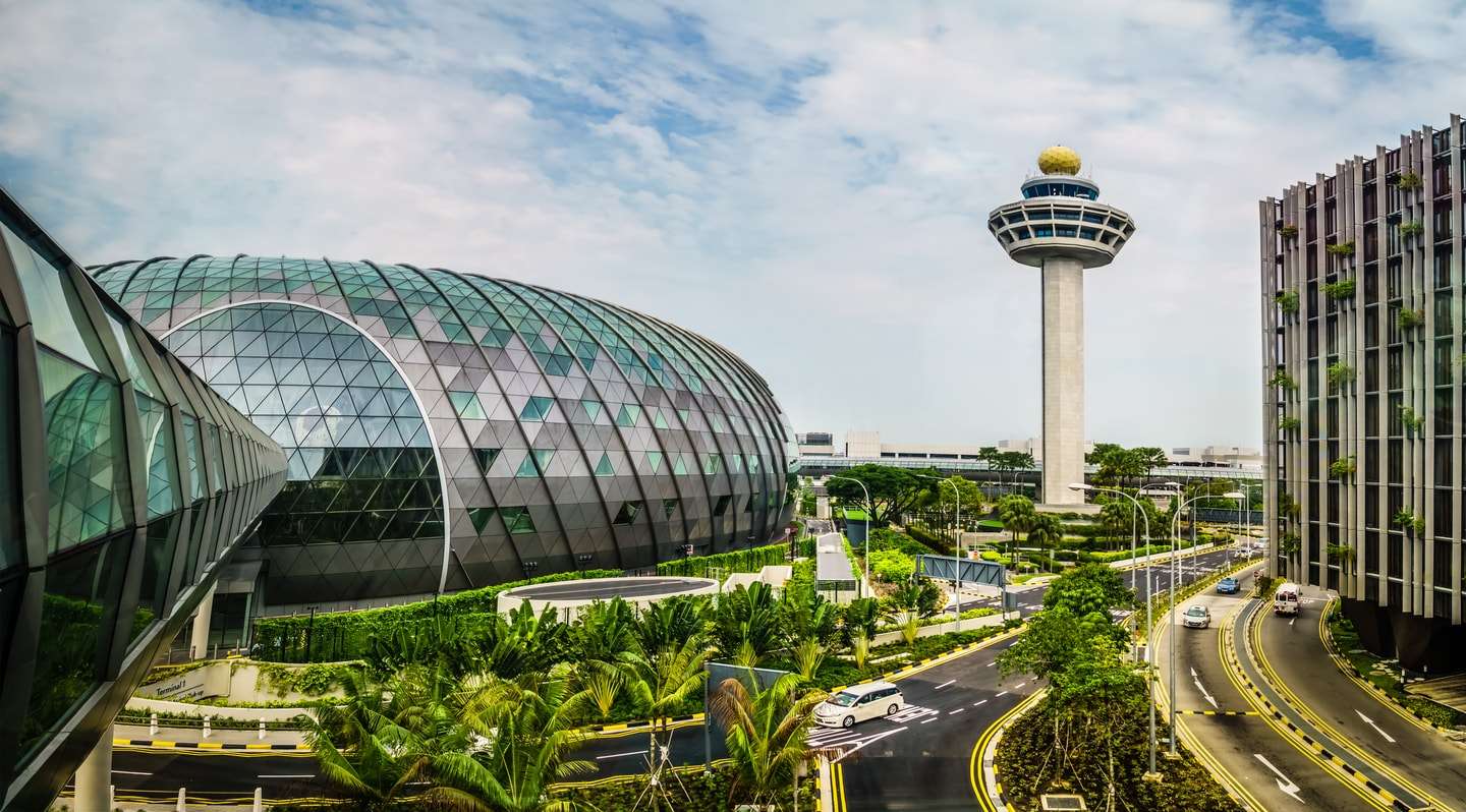 JEWEL Changi Singapore: “1 Kỳ quan” sân bay mới mở mà bạn nhất định đừng bỏ lỡ!